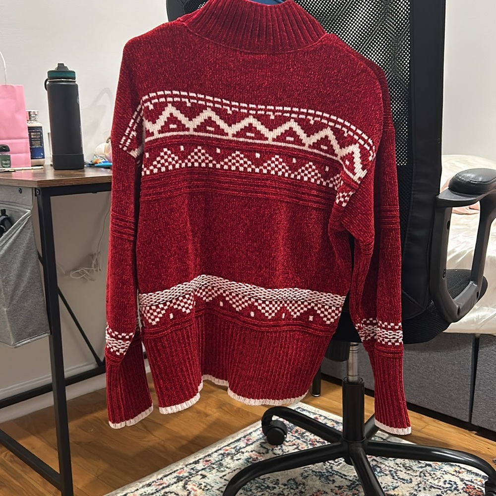 Red holiday turtleneck - Picture 3 of 3
